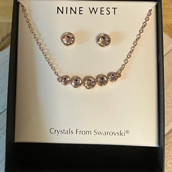 🌸Nine West Necklace & Earrings - Picture 1 of 3